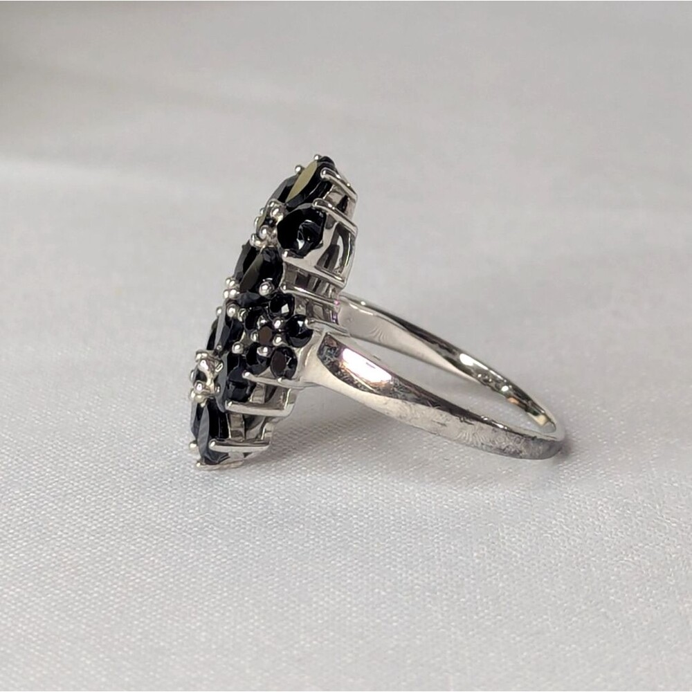 Black Spinel Cocktail Ring - Sterling Silver, Hearts, Size 12 - Picture 4 of 5